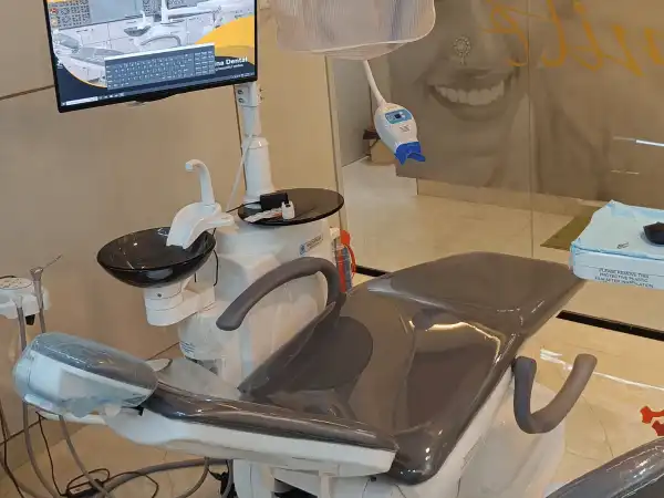 Advanced Clinic Chairs